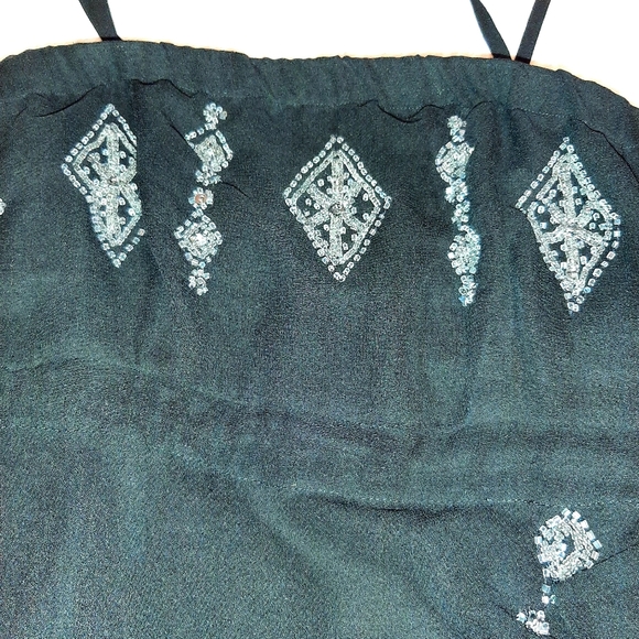 3/$12💥 MOTHERHOOD MATERNITY spaghetti straps mesh beaded top. - Picture 5 of 6